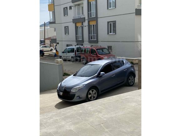 FRANSIZ KASA  Renault Megane