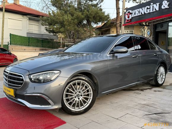 ZENGİN MOTORS'DAN 2022 E 200 D EXCLUSİVE HATASIZ BOYASIZ