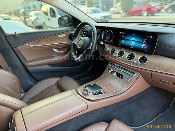 ZENGİN MOTORS'DAN 2022 E 200 D EXCLUSİVE HATASIZ BOYASIZ