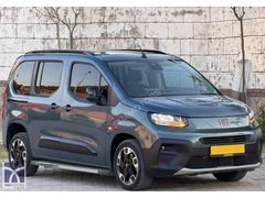 Fiat Doblo Kombi 1.5 Dizel Otomatik Makyajlı -Cam Tavan Hatasız