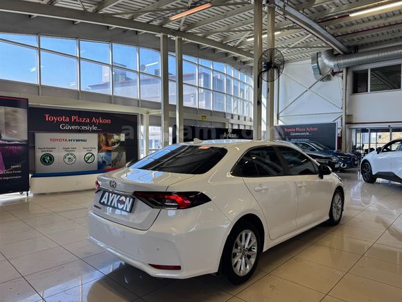 2022 TOYOTA COROLLA 1.5 DREAM MULTIDRIVE S
