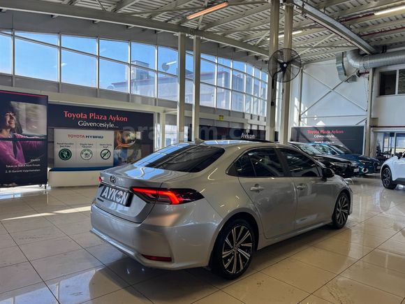 2022 TOYOTA COROLLA 1.5 Flame X-pack MDS 