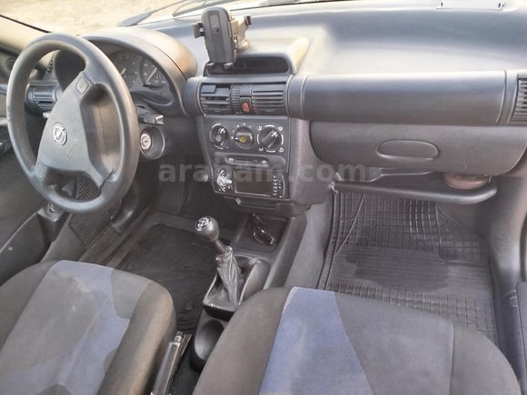 Sahibinden Opel Corsa 1.4 GLS 2000 Model  234.000 km Gri