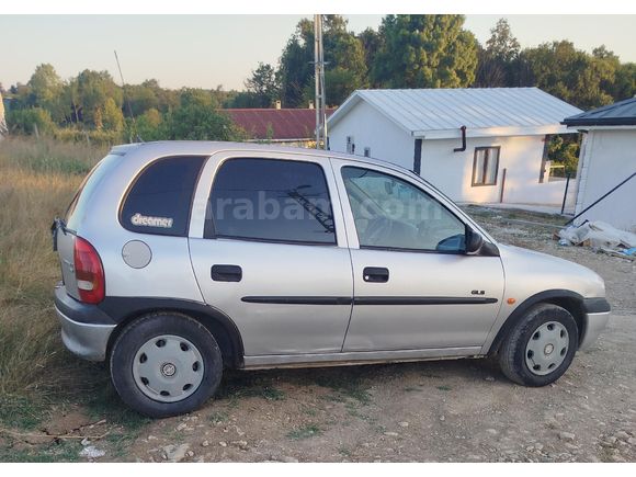 Sahibinden Opel Corsa 1.4 GLS 2000 Model  234.000 km Gri