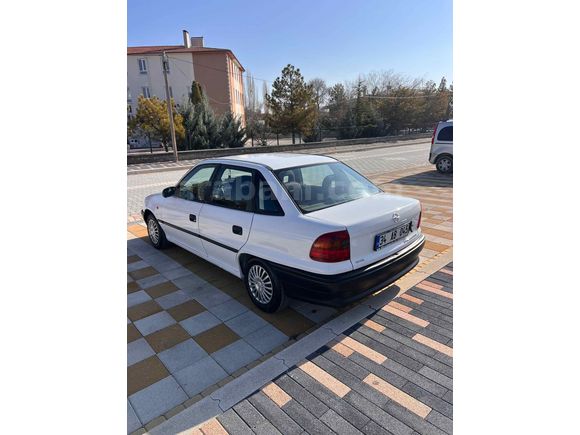 Sahibinden Opel Astra 1.4 Classic 2001 Model 