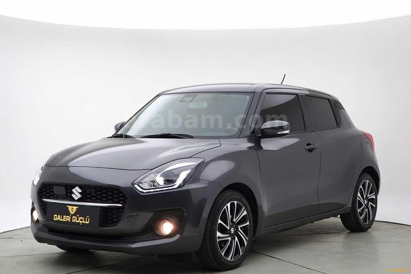 Galeriden Suzuki Swift 1.2 Hibrit GLX Premium 2021 Model Antalya 57.000 km Füme 2