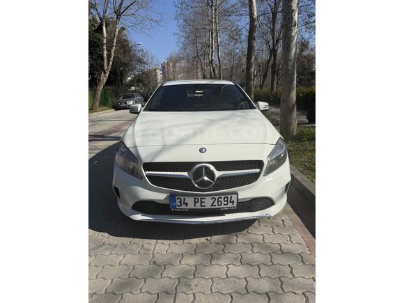 Sahibinden Mercedes - Benz A 180 AMG Sport 2015 Model  86.030 km Beyaz