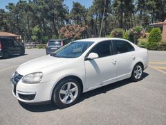 Sahibinden Volkswagen Jetta 1.6 Otomatik 2011 Model İstanbul 196.000 km Beyaz