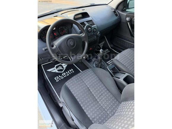 OLGUN'dan 2010 RENAULT MEGANE 1.6 16V BAKIMLI HESAPLII