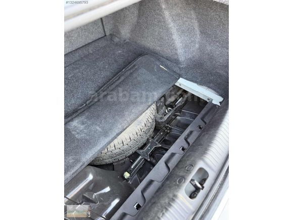 OLGUN'dan 2010 RENAULT MEGANE 1.6 16V BAKIMLI HESAPLII