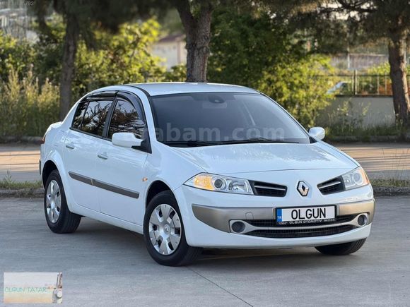 OLGUN'dan 2010 RENAULT MEGANE 1.6 16V BAKIMLI HESAPLII