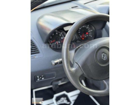 OLGUN'dan 2010 RENAULT MEGANE 1.6 16V BAKIMLI HESAPLII