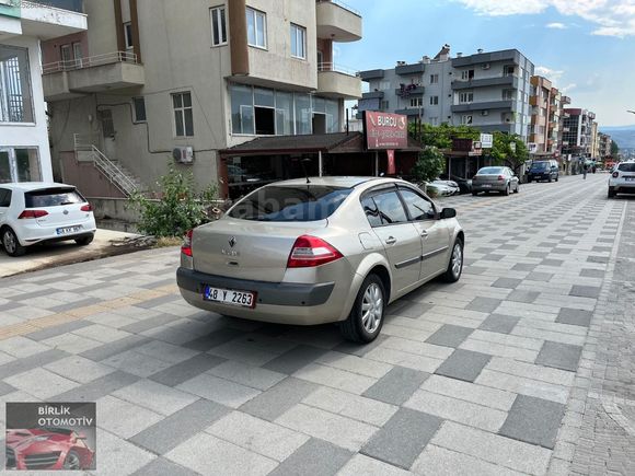 BİRLİK OTODAN HATASIZ BOYASIZ 2009 RENAULT MEGAN EXPRESSİON PLUS