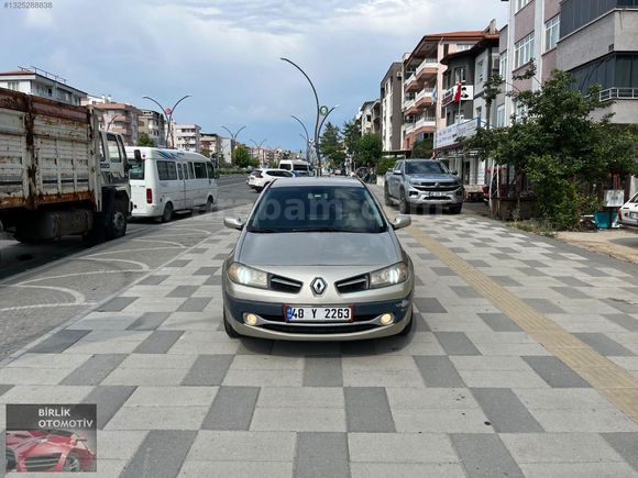 BİRLİK OTODAN HATASIZ BOYASIZ 2009 RENAULT MEGAN EXPRESSİON PLUS