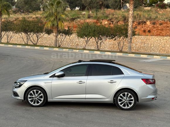 Sahibinden Renault Megane 1.3 TCe Icon 2020 Model