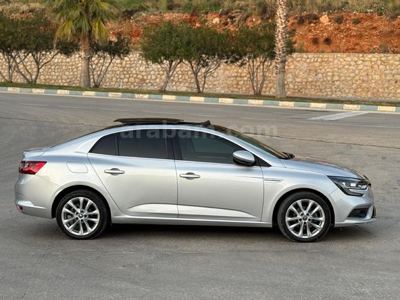 Sahibinden Renault Megane 1.3 TCe Icon 2020 Model