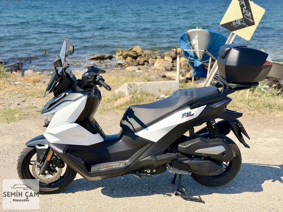 2025 Çıkışlı Voge SR3 Orjinal Çantalı 1.500 Km. Rodaj Bakımlı
