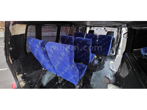 2.5 tdı Otomobil ruhsatlı