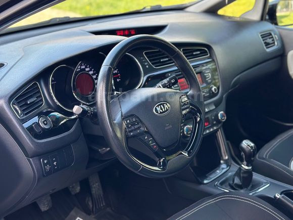2013 CEED 1.6 CRDİ-DEĞİŞENSİZ-ORJİNAL-CAM TAVAN-FUL-18 AY TAKSİT