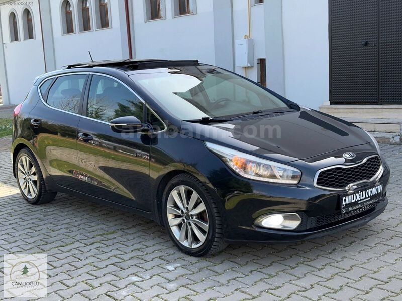 Galeriden Kia Ceed 1.6 CRDi Concept Plus 2013 Model Bolu 279.000 km Siyah