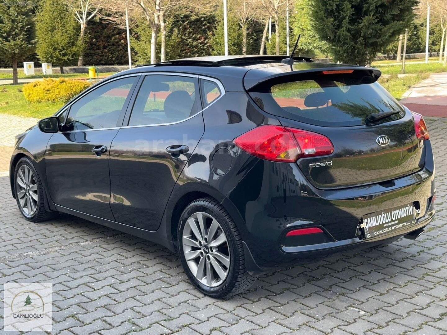Galeriden Kia Ceed 1.6 CRDi Concept Plus 2013 Model Bolu 279.000 km Siyah 5