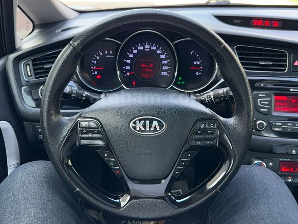 2013 CEED 1.6 CRDİ-DEĞİŞENSİZ-ORJİNAL-CAM TAVAN-FUL-18 AY TAKSİT