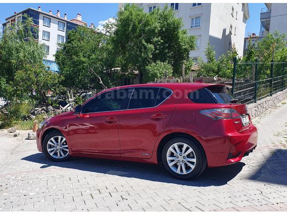 SAHİBİNDEN 2017 LEXUS CT200H COMFORT EXTRA 1.8 HYBRIT VİŞNE RENK