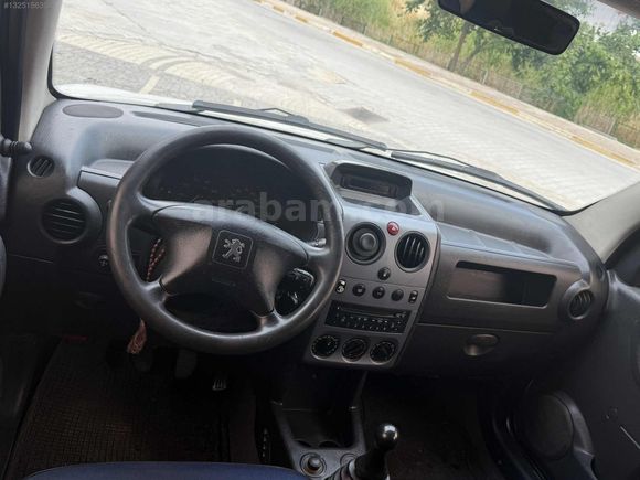 PEUGEOT PARTNER 152 BİN KM DE BAKIMLI KLİMALI HİDROLİK