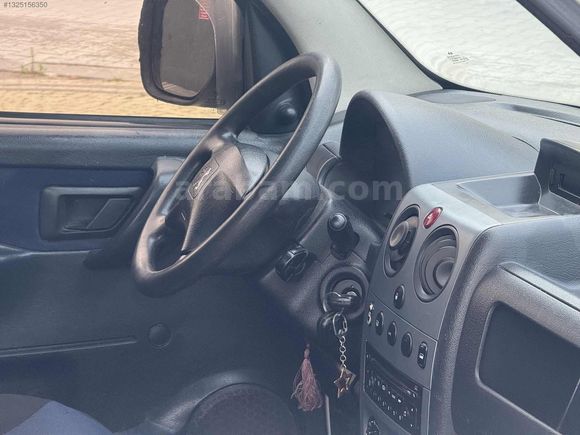 PEUGEOT PARTNER 152 BİN KM DE BAKIMLI KLİMALI HİDROLİK