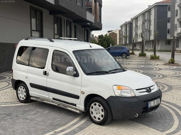 PEUGEOT PARTNER 152 BİN KM DE BAKIMLI KLİMALI HİDROLİK