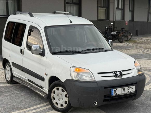 PEUGEOT PARTNER 152 BİN KM DE BAKIMLI KLİMALI HİDROLİK