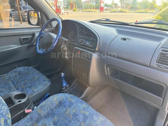 2000 Model Peugeot Partner 1.9 D Bakımlı Araç