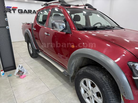 Sahibinden Mitsubishi L 200 4x2 Invite 2010 Model