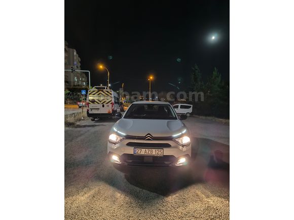 Sahibinden Citroen C4 X 1.2 PureTech Feel Bold 2024 Model