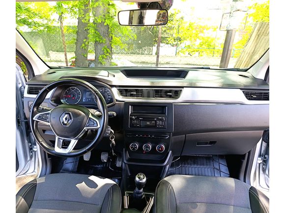 2022 RENO EKPRESS 1.5 DCİ TOUCH PAKET HATASIZ BOYASIZ..