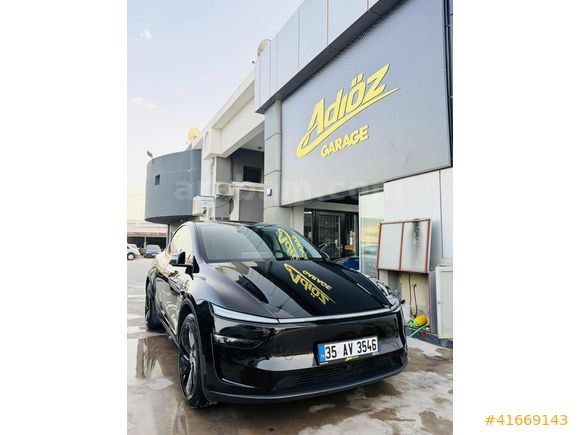 ADIÖZ GARAGE/ 2025 HATASIZ MODEL Y JUNIPER PREMIUM