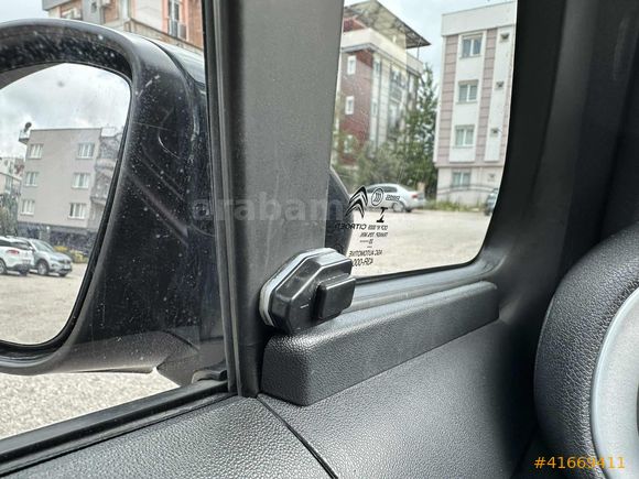 AYDIN AUTODAN 2020 CİTROEN C3 HATASIZ OTOMATİK 70 BIN KMDE