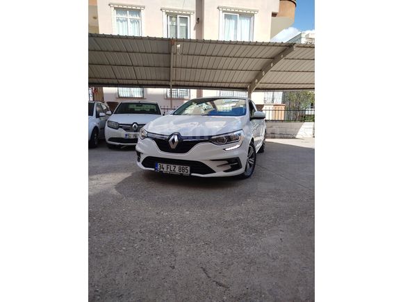 Sahibinden Renault Megane 1.5 Blue DCI Touch 2022 Model