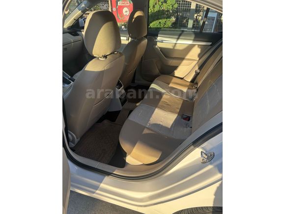 Sahibinden DEĞİŞENSİZ 1.6 TDI Octavia 