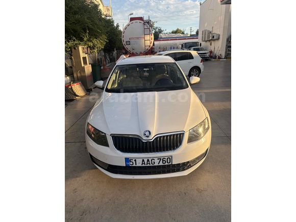 Sahibinden DEĞİŞENSİZ 1.6 TDI Octavia 