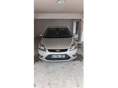 Sahibinden Ford Focus 1.6 TDCi Titanium 2010 Model  223.000 km Gri