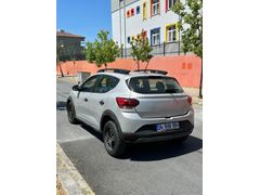 Galeriden Dacia Sandero 1.0 TCe Essential 2023 Model İstanbul