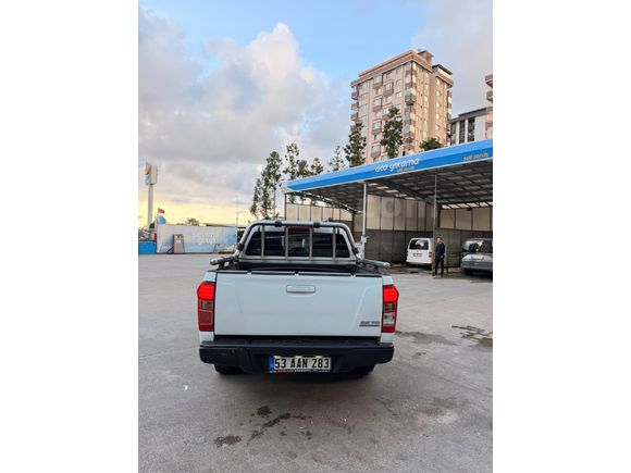 Sahibinden Isuzu D-Max 2.5 4x2 Limited 2013 Model