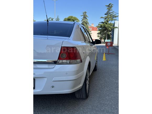 TEMİZ BAKIMLI DÜŞÜK KM 'li AİLE ARACI
