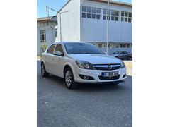 TEMİZ BAKIMLI DÜŞÜK KM 'li AİLE ARACI