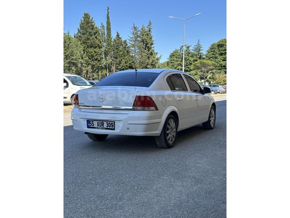 TEMİZ BAKIMLI DÜŞÜK KM 'li AİLE ARACI