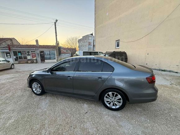 Sahibinden Volkswagen Jetta 1.4 TSi BlueMotion Comfortline 2017 Model Edirne