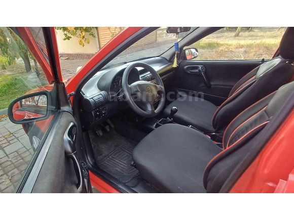 Sahibinden Opel Corsa 1.4 GLS 2000 Model  269.858 km Kırmızı