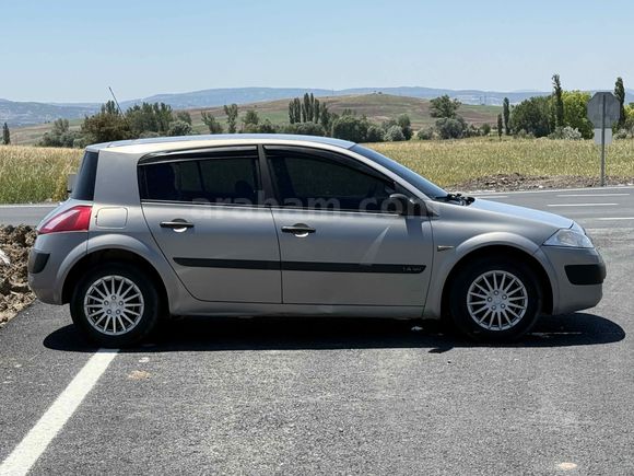 Galeriden Renault Megane 1.4 Authentique 2005 Model Yozgat