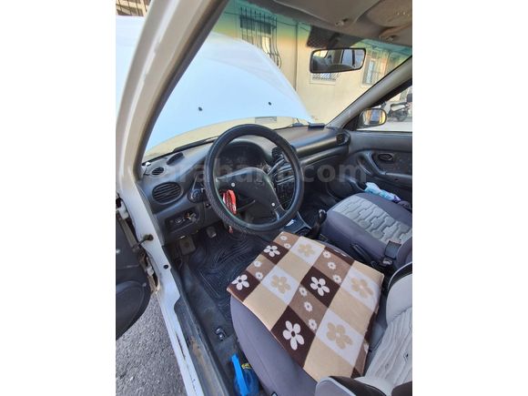 Sahibinden Hyundai Accent 1.3 GLS 2000 Model
